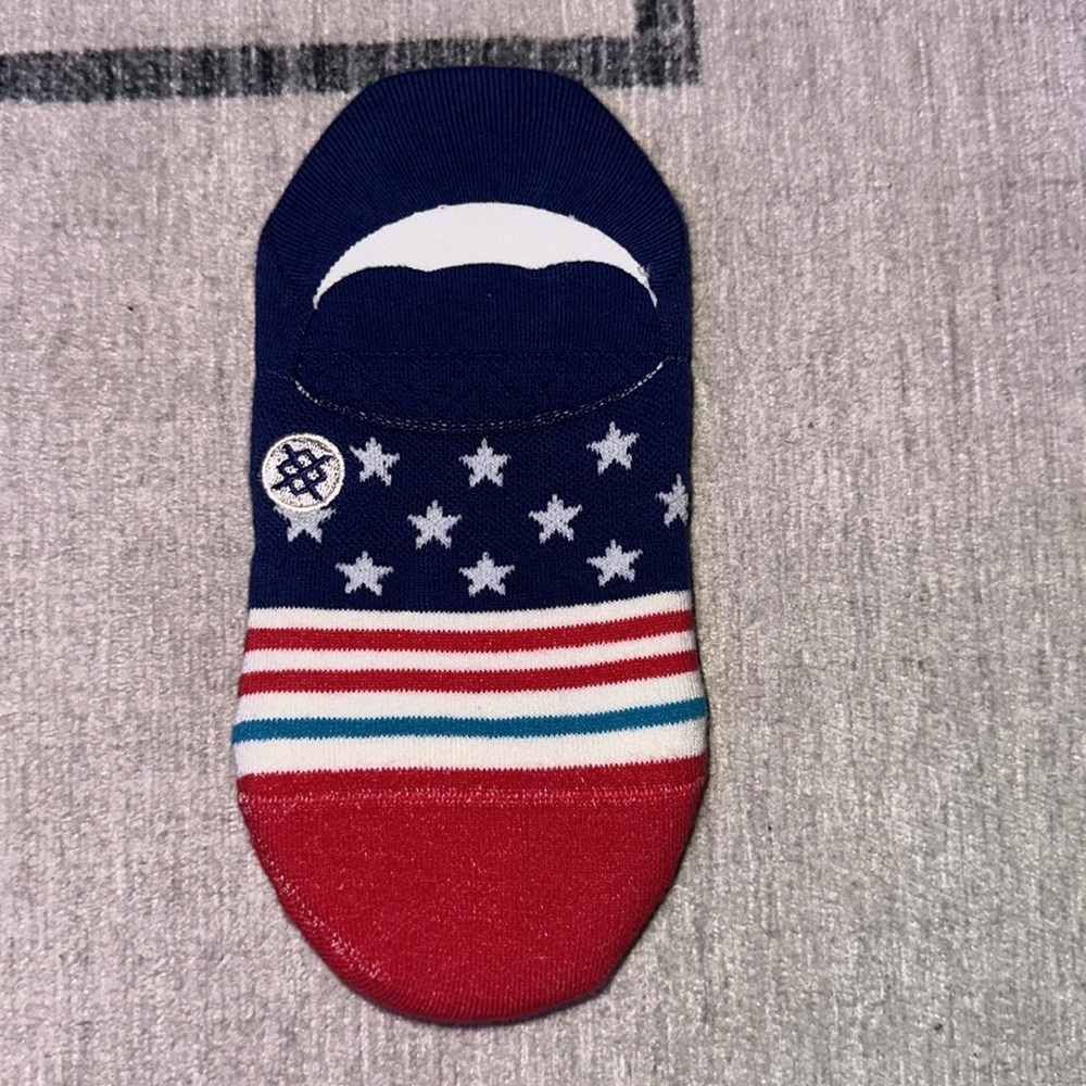 NWOT. Woman’s size Small Stance no show socks. America colors and pattern. - Picture 2 of 3